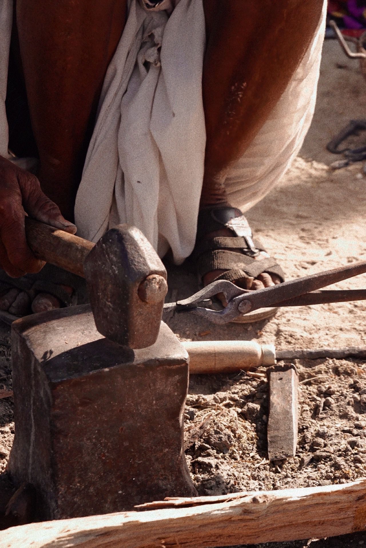 48 ore coi fabbri itineranti del Rajasthan